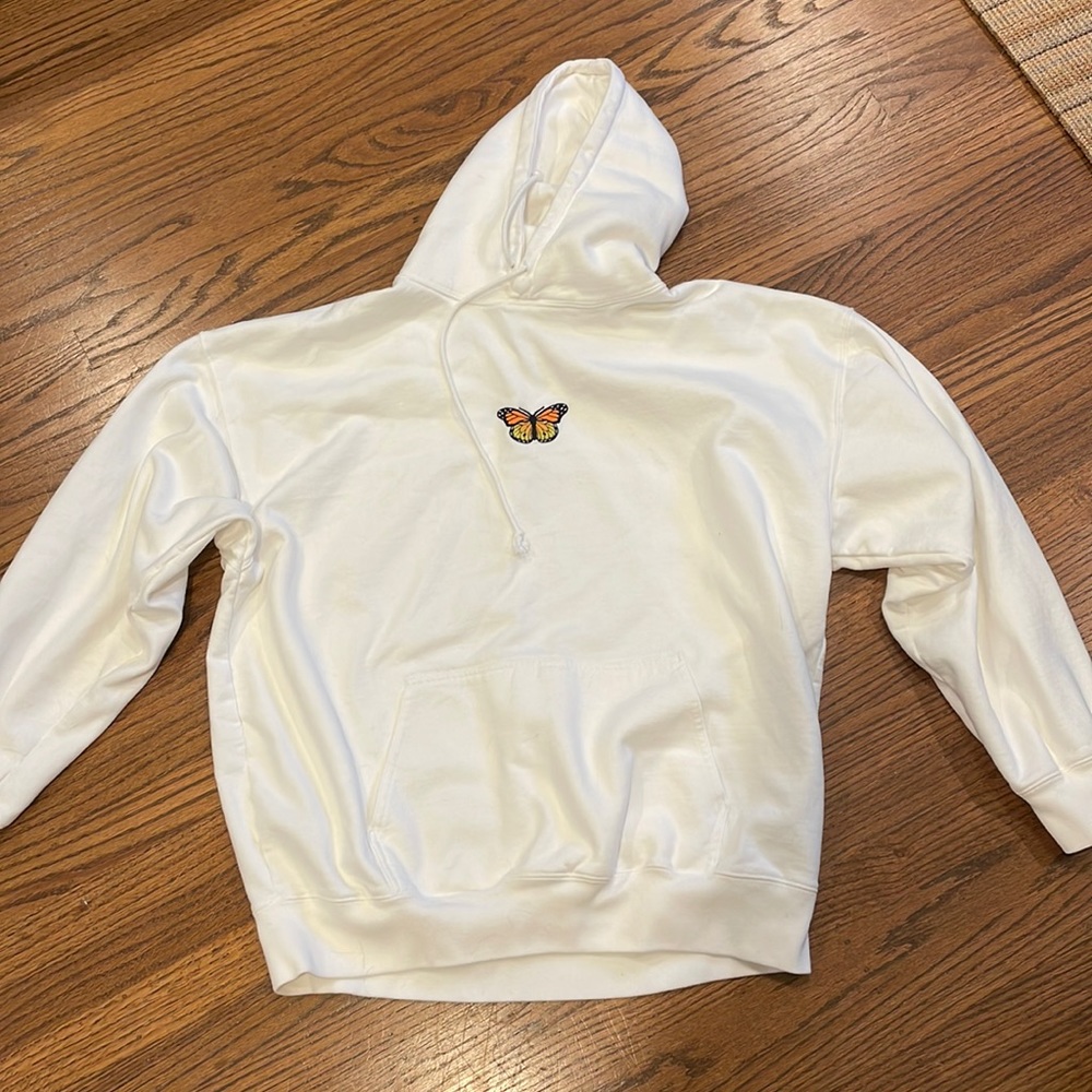 brandy melville butterfly sweatshirt oversized